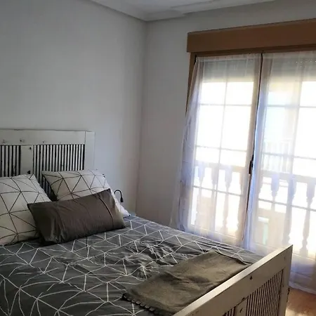 Apartamento En Cimadevilla, Puerto Deportivo De Gijón