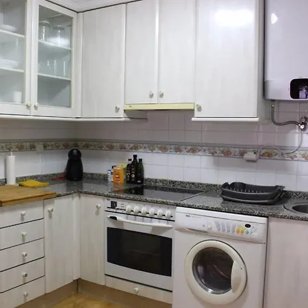 Apartamento En Cimadevilla, Puerto Deportivo De *